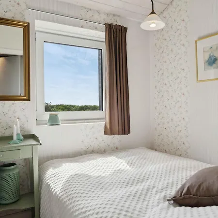 Fantastic Summer House With Sea View