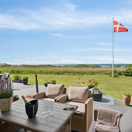 Holiday home Fantastic Summer House With Sea View